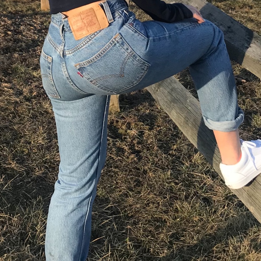 Authentic Vintage Levi 501
